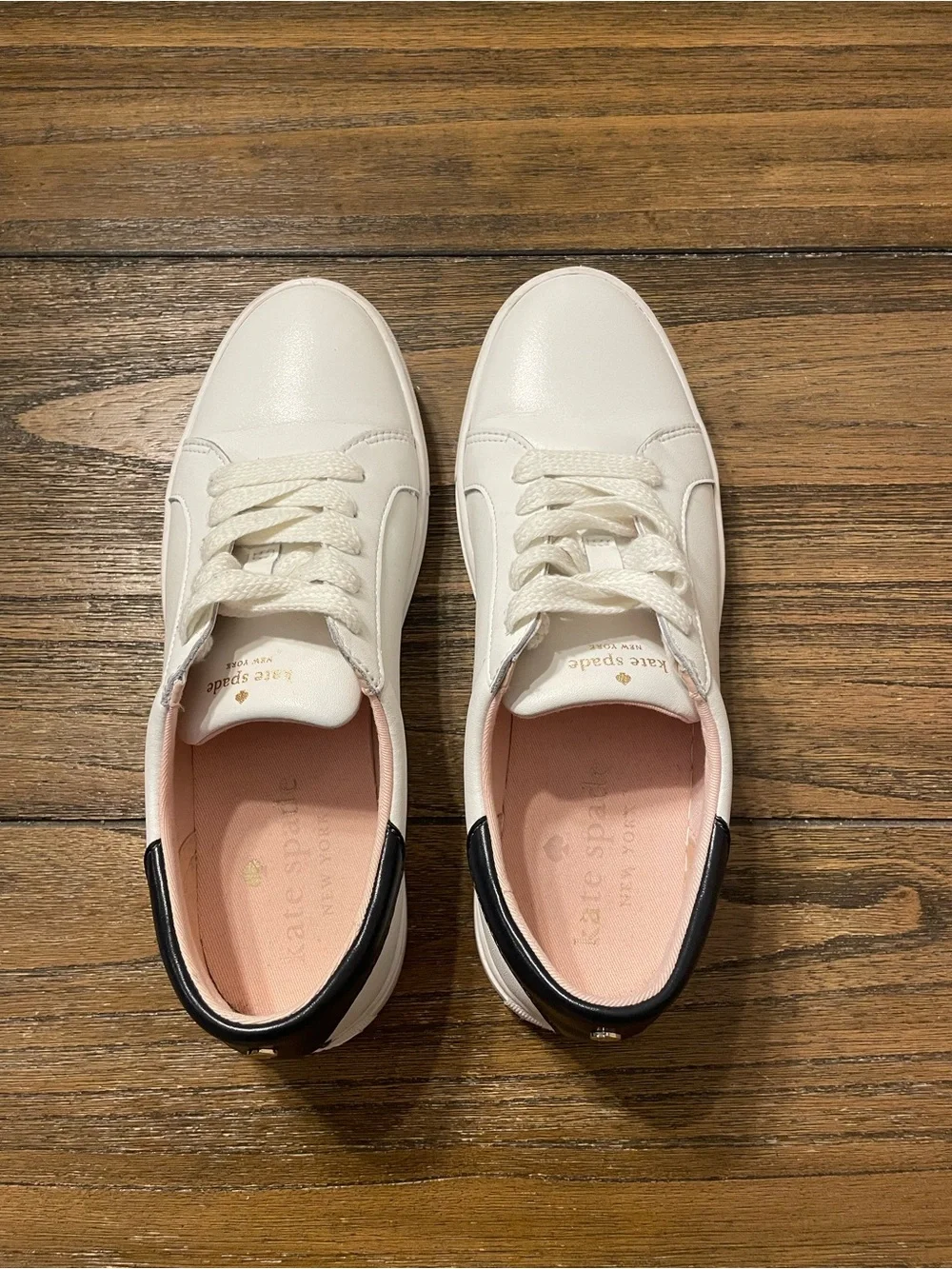 Kate Spade Alanna White Leather Lace Up Sneakers Black Heel Women’s 7.5B EUC